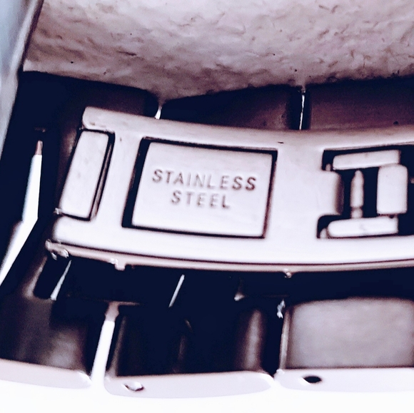 Men's Watch Water RESISTANT - Picture 4 of 6